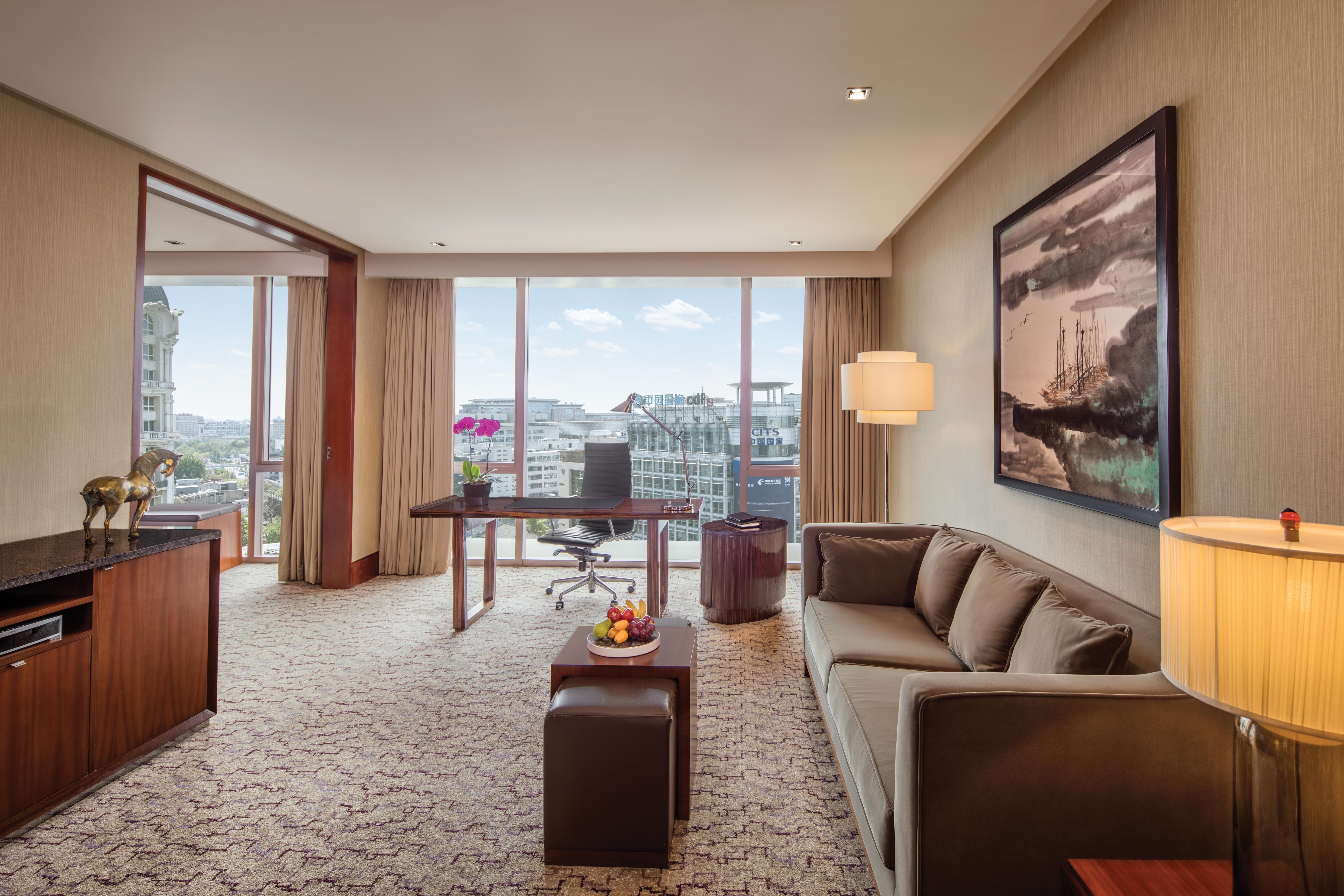 Khách sạn Regent 5*
