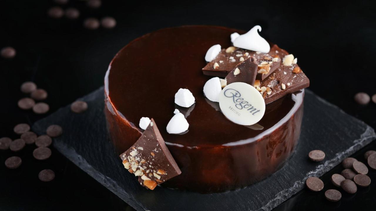 Khách sạn Regent 5*