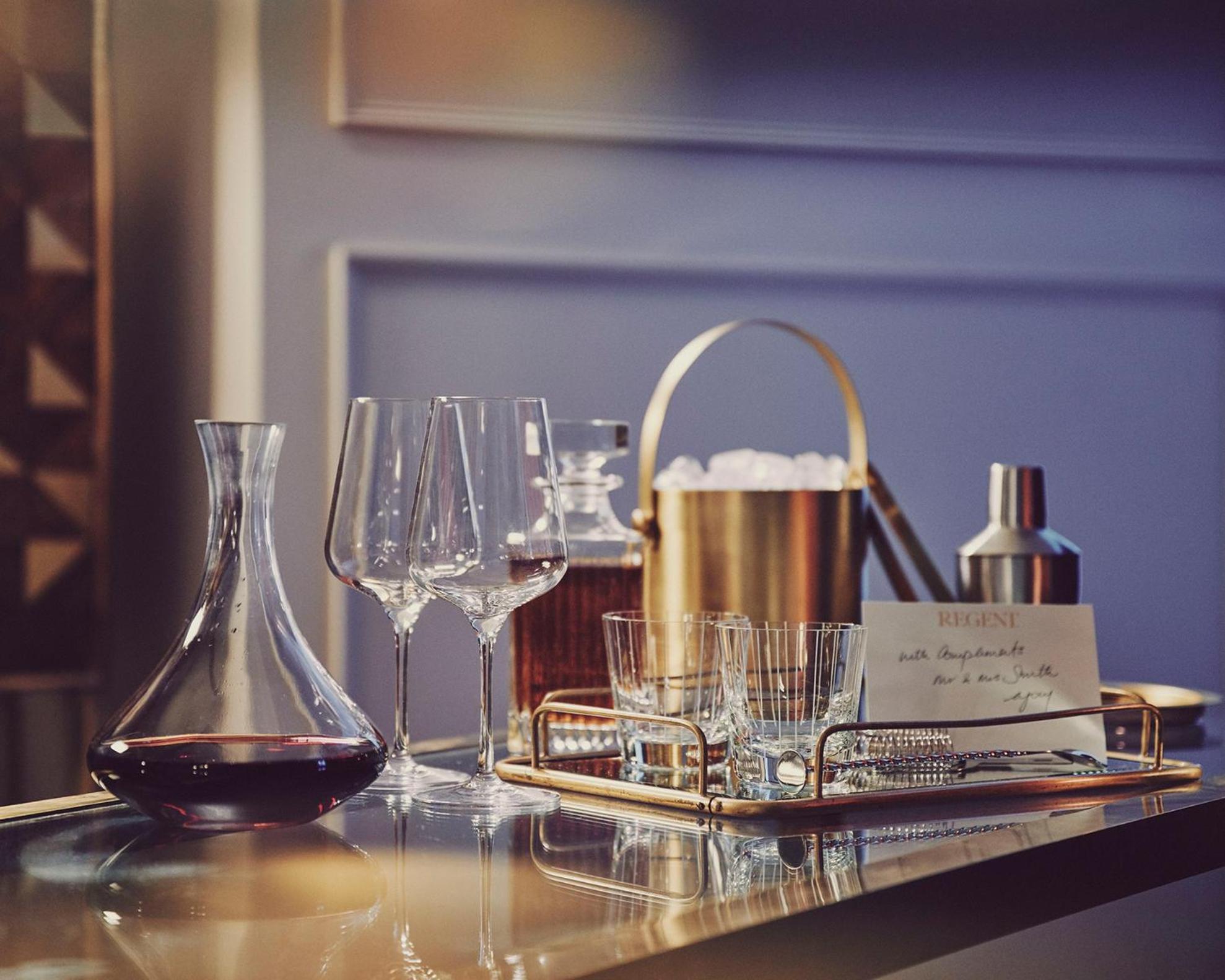 Khách sạn Regent 5*